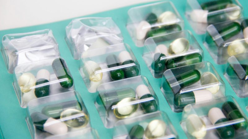 simone-van-der-koelen-HtDQ9Z64Vpo-unsplash